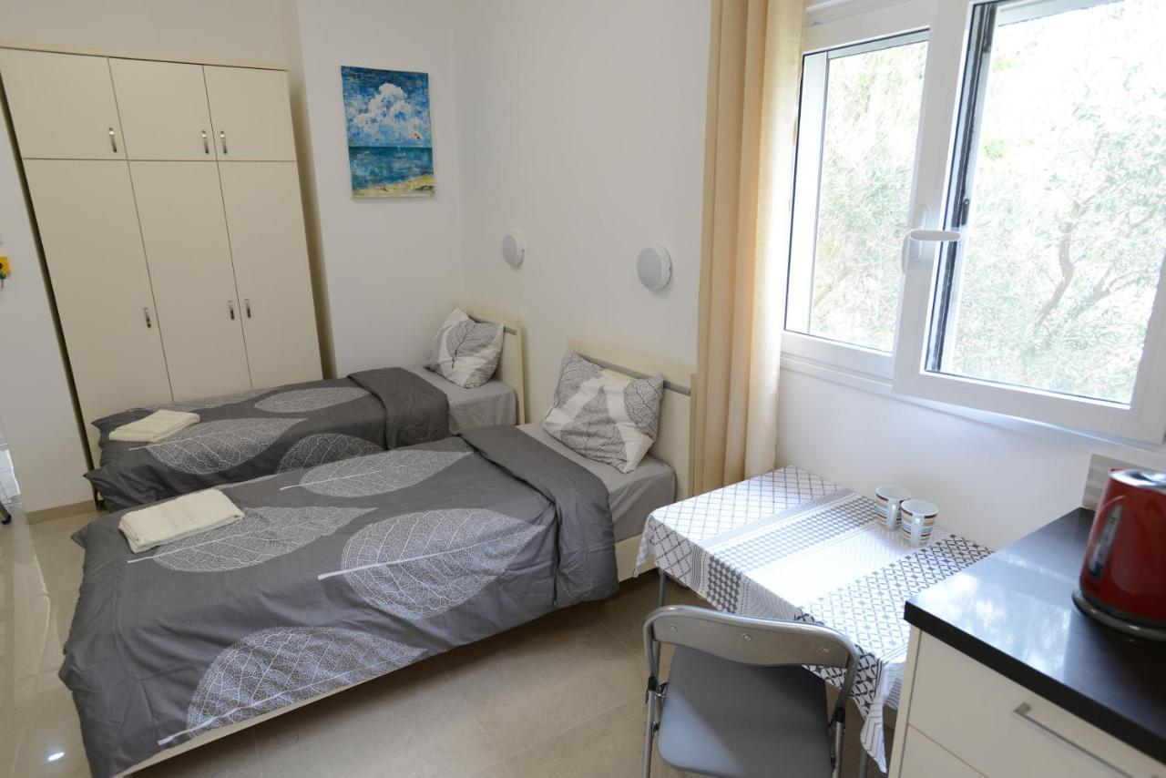 Olga Beach Apartment 28 Χάιφα Εξωτερικό φωτογραφία